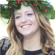 Laureata in Scienze dell’Educazione e in Psicologia offro lezioni, metodo di studio, ambito BES e DSA