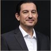 Profesor y coach de inglés, ayudo a profesionales con presentaciones de negocios y a hablar en público.