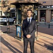Profesor de matematicas, graduado en dicha materia en 2020 con mas de 5 años de experiencia impartiendo clases