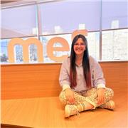 I want to teach Spanish to students who need to understand the language to develop in the work or social world.