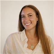 Laureata in traduzione letteraria offre lezioni di lingua, letteratura e cultura inglese per bambini, ragazzi e adulti