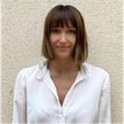 Etudiante en master de droit donnant des cours particuliers et accompagnant des enfants en difficulté. 