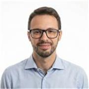 Professore di ruolo trasmette metodo, motivazione e serenità a studenti di elementari e medie per un aiuto compiti efficace