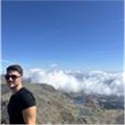 Titulaire d’un master II chilien, je vis en Espagne. Je souhaite transmettre mon savoir et intérêt pour le monde hispanique.