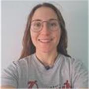 Graduada en biología para impartir clases a estudiantes de la Eso y Bachillerato.