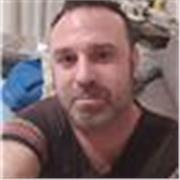 Educado atento, fácil de enseñar, colaborador, alegre, apto