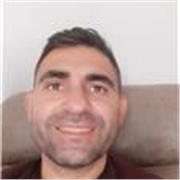 Soy una persona con dotes de comunicación, muy responsable y que me implico al 100%, para que mis alumnos cumplan sus objetivos.