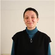 Sono una laureanda nell'accademia di belle arti con due anni alle spalle di antropologia a Bologna