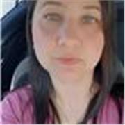 Professora de Língua Portuguesa e Literatura com experiência em ensino para estrangeiros e aulas personalizadas