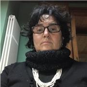 Laureata in Architettura, con pluriennale esperienza in ambito familiare