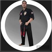 Instructor sensei clases de kick boxing point fighting preparador físico