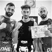 Allenatore sportivo, di Kick Boxing con esperienza in difesa personale e mma