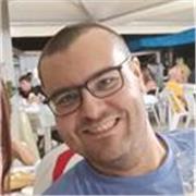 Insegnante d'italiano, materie umanistiche, e materie scientifiche