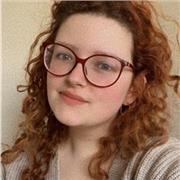 Étudiante en littérature anglaise, je peux aider vos enfants du niveau primaire jusqu’au lycée.
