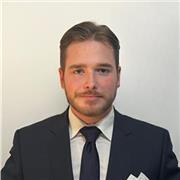Étudiant en master de droit, ex-formateur militaire, donne cours et aide aux devoirs avec méthode et patience