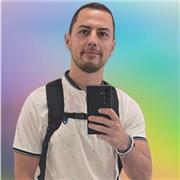 Profesor respetuoso de apoyo a los lenguajes de programación más populares