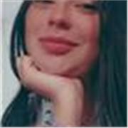 Profesora de español que imparte clases de eapañol a niños y niñas de todas las edades
