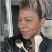 Initiation au maquillage, image et estime de soi