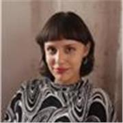 Profesora de diseño industrial