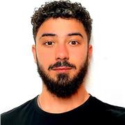 Adapto mis clases particulares a cada alumno basándome en un punto de unión entre la materia y nosotros. 
Todo lo que aprendemos es interesante si vemos su utilidad.