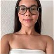 Joven estudiante imparte clases particulares de inglés orientadas al nivel de primaria