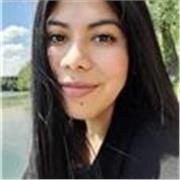 Avez-vous besoin d'apprendre l'espagnol en peu de temps ? Et bien n'hésitez plus ! je m'appelle Esmeralda et je viens du Pérou, commencez par moi et oubliez d'apprendre l'espagnol de manière traditionnelle !