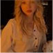 y profesora de inglés, llevo más de un año enseñando a principiantes. Las clases pueden ser online o presenciales