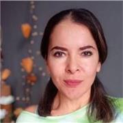 Tutora de español para jovenes y adultos a partir de los 12 años, con un enfoque dinamico y personalizado para mejorar la fluidez 