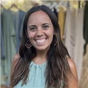 Profesora licenciada en Periodismo con más de 5 años de experiencia en docencia, imparto clases online de refuerzo.