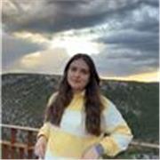 Imparto lengua castellana con claridad, paciencia y enfoque práctico 