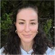 Profesora certificada y con amplia experiencia