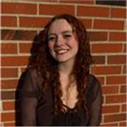 Native English speaker who offers English lessons to teenangers and adults online or in Bremen, Germany