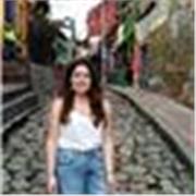 Soy  profesional en gestión empresarial y contabilidad, tengo dos hijos y me siento muy capacitada para apoyar a niños de primaria