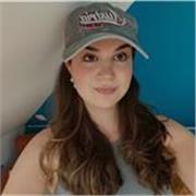 Soy profesora nativa de inglés y amplia experiencia enseñando a niños de todos los niveles. Clases adaptadas al ritmo v divertidas