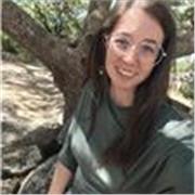 Chica de 30 años con nivel B1 de inglés certificado, adaptada para dar clases dinámicas e iniciación de inglés a niños