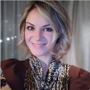 Madrelingua italiana con conoscenza del rumeno livello madrelingua, spagnolo ottimo ed inglese ottimo. Bacillerato spagnolo