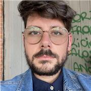 Laureato in Filosofia e storia e laureando in Scienze Storiche Offre ripetizioni di storia, filosofia e letteratura a studenti di ogni scuola