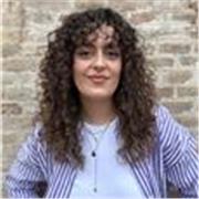 Psicóloga clínica: traduzco la evidencia en práctica y ayudo a estudiantes de Psicología a entender, no solo memorizar.