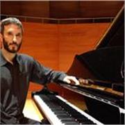 Piano / Llenguatge musical/ Preparació a proves d'accés/ Pianista acompanyant
