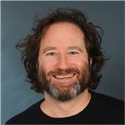 Englischlehrerin mit Doktortitel und Masterabschluss in Pädagogik (UCLA)