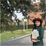 Dottoressa laureata in Biologia e Nutrizione pluricompetente, disposta a insegnare materie scientifiche.