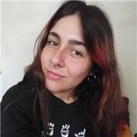 Estudiante avanzada del profesorado en lengua y literatura imparte clases particulares para niños-adolescentes