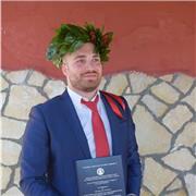 Laureato triennale impartisce lezioni di chimica e biologia