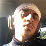 Music production tutor providing music production lessons