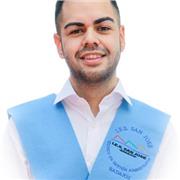 Título de E.S.O., Título de Bachillerato, Título de Grado Medio de Gestión Administrativa. He jugado durante años a fútbol sala, fútbol 7 y fútbol 11. Y hace poco he entrenado durante 1 año al equipo Flecha Negra (de Badajoz), en categoría zagalín