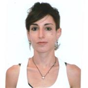 Profesora de Ciencias Naturales y Biología, Licenciada en Ciencia y Tecnología de los Alimentos.