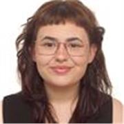 Profesora titula en Bellas Artes en la Universidad de Salamanca 