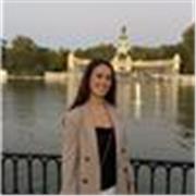 Profesora particular de inglés con nivel C1 certificado. Imparto clases de apoyo para alumnos de Primaria, ESO y Bachillerato.  
