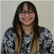 Estudiante de Pedagogía en Historia y Ciencias Sociales, da clases de Historia a quien lo necesite