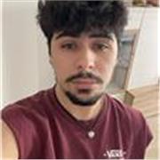 Me defino como una persona apasionada por el inglés con capacidades para ayudar a cada alumno a amar el idioma